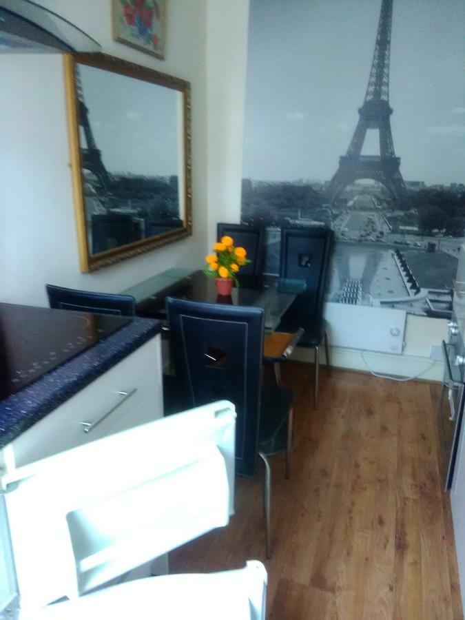 K.K'S North Station Self Catering Holiday Apartments Μπλάκπουλ Εξωτερικό φωτογραφία