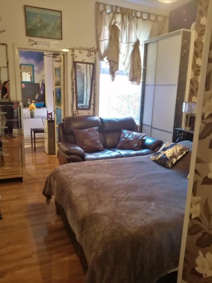 K.K'S North Station Self Catering Holiday Apartments Μπλάκπουλ Εξωτερικό φωτογραφία