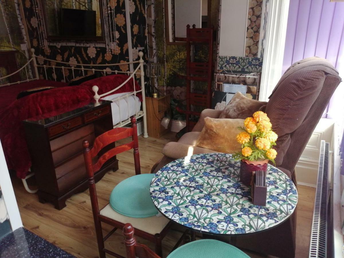K.K'S North Station Self Catering Holiday Apartments Μπλάκπουλ Εξωτερικό φωτογραφία