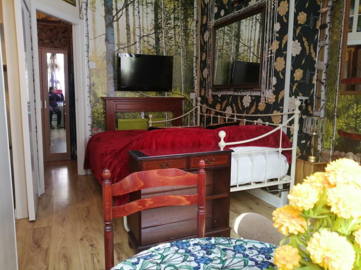 K.K'S North Station Self Catering Holiday Apartments Μπλάκπουλ Εξωτερικό φωτογραφία