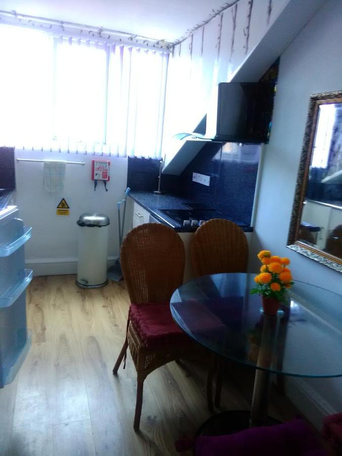 K.K'S North Station Self Catering Holiday Apartments Μπλάκπουλ Εξωτερικό φωτογραφία